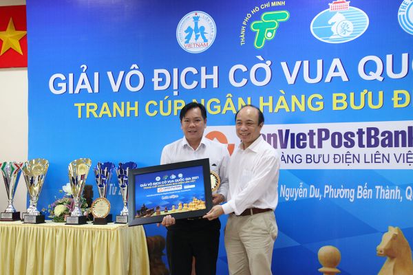vcc2021_009.jpg
