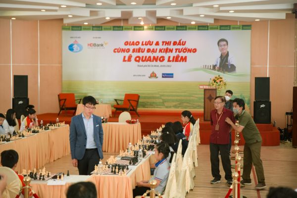 liem_talkshow2022_019.jpg