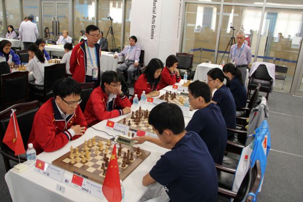 aimag_2013_24.jpg