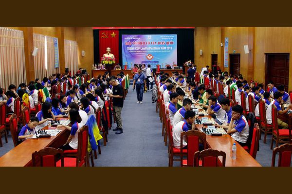 vcc2019_001.jpg