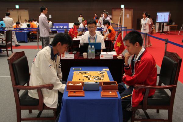 aimag_2013_11.jpg